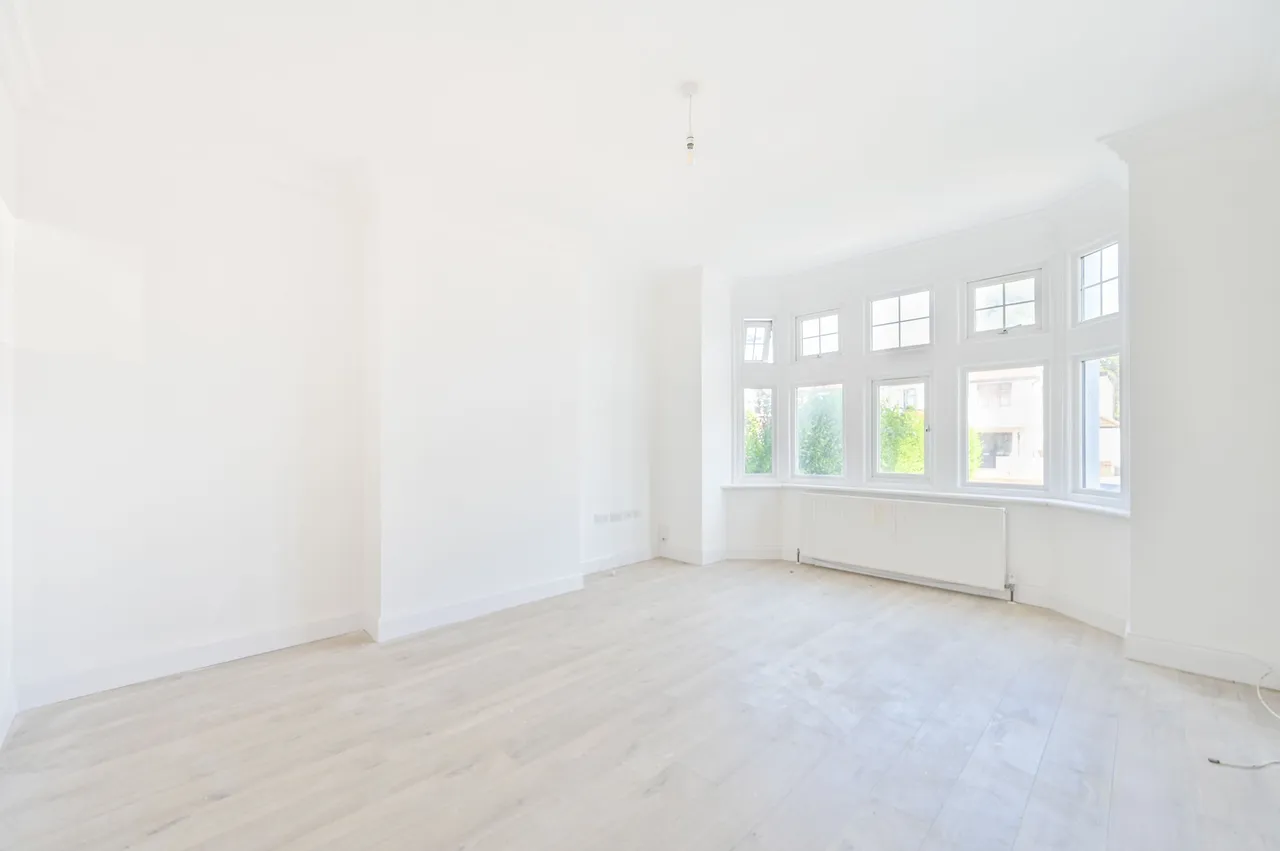 flat for sale — 62a Wembley Park Drive