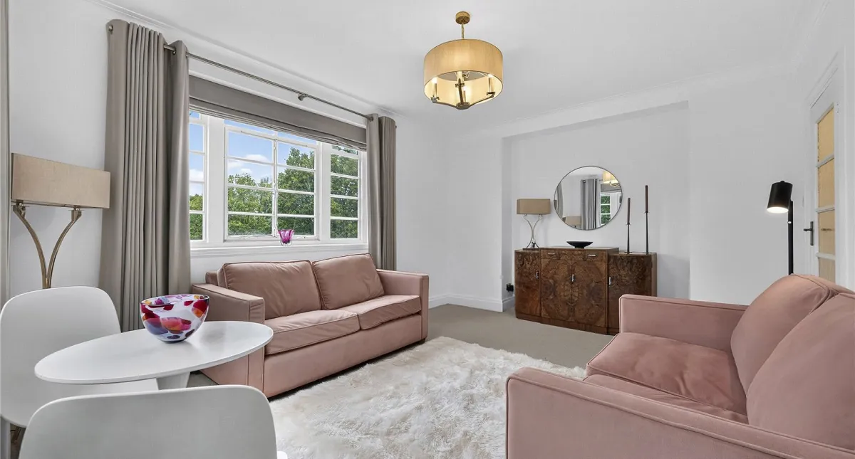 Tavistock Square, Bloomsbury, WC1H, photo 9