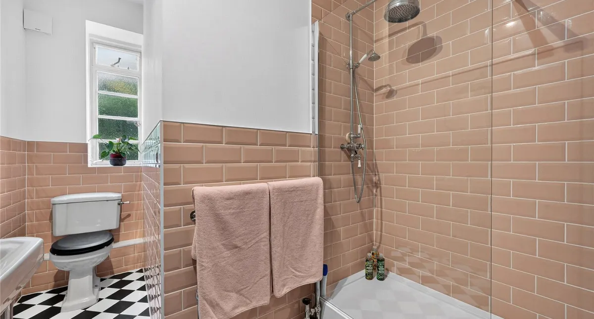 Tavistock Square, Bloomsbury, WC1H, photo 7