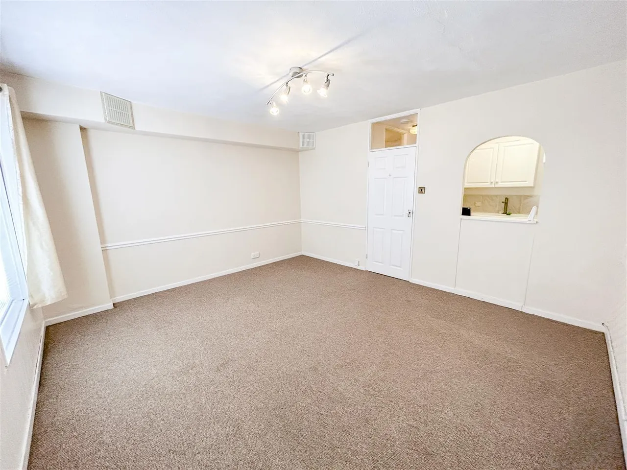 54-56 Marina, St. Leonards-On-Sea, East Sussex, TN38 0BQ, photo 7