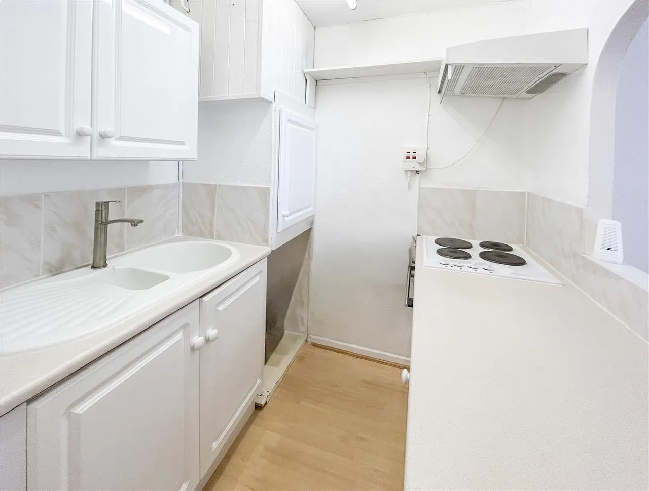 54-56 Marina, St. Leonards-On-Sea, East Sussex, TN38 0BQ, photo 9