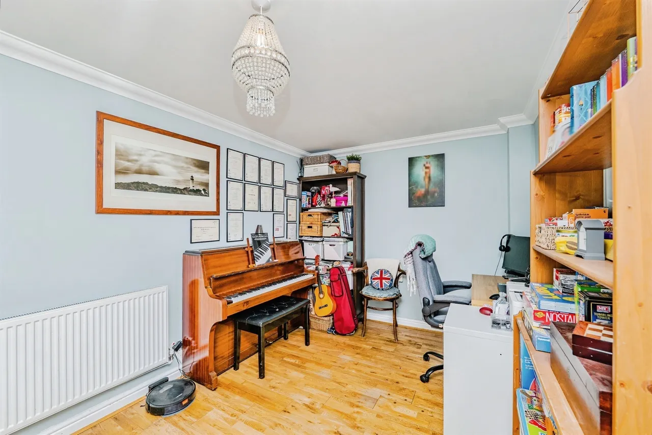 Kingfisher Road, Bridgend, CF33, photo 13