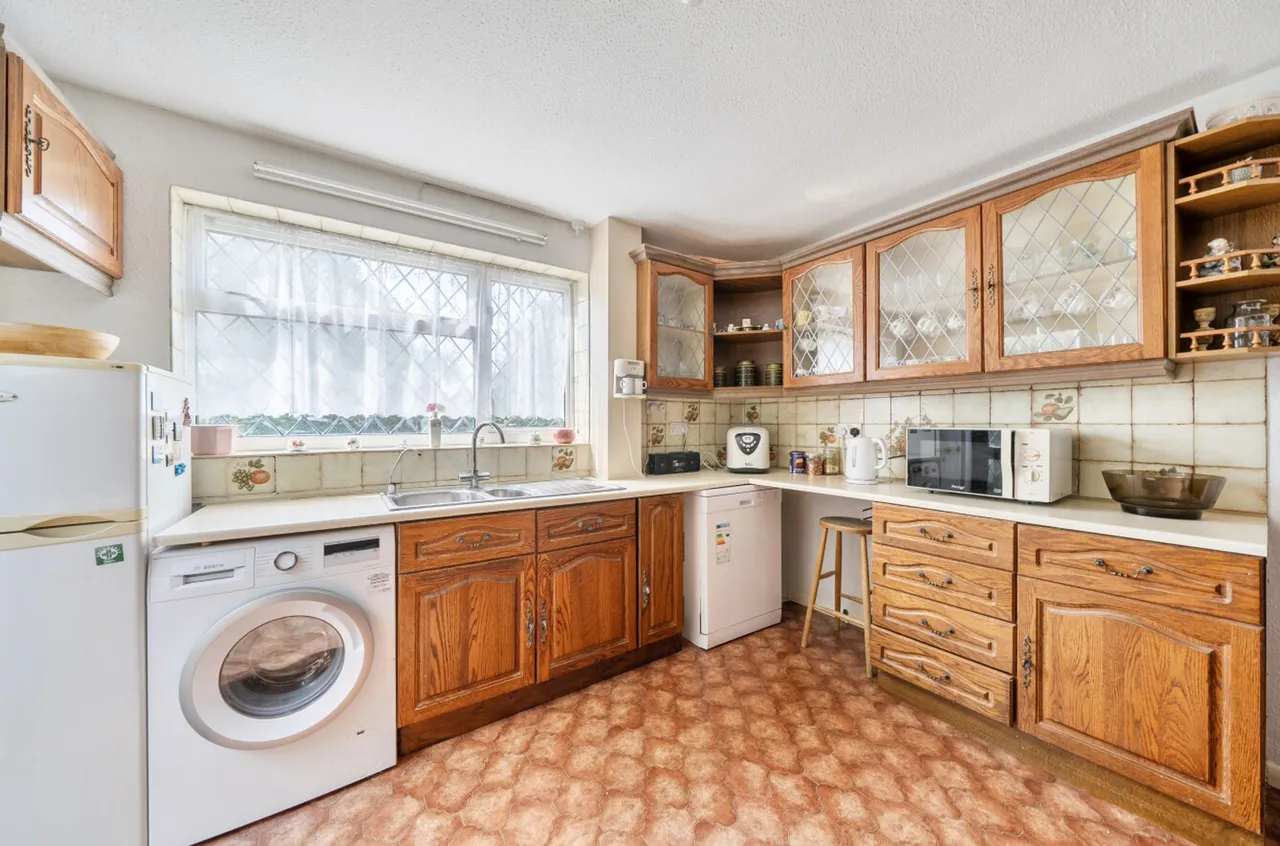 St. Richards Drive, Aldwick, PO21, photo 3