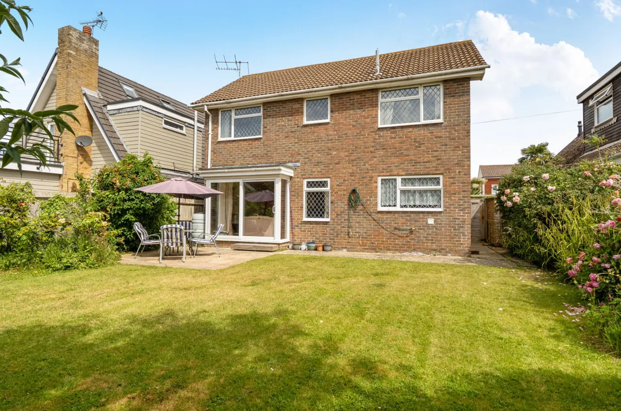St. Richards Drive, Aldwick, PO21, photo 5