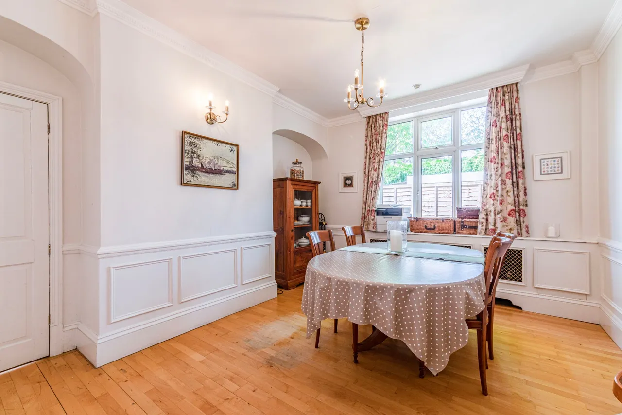 Aviary Road, Pyrford, GU22, photo 10
