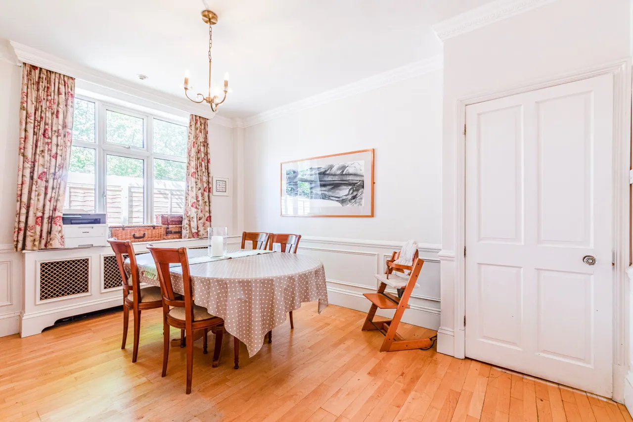 Aviary Road, Pyrford, GU22, photo 9