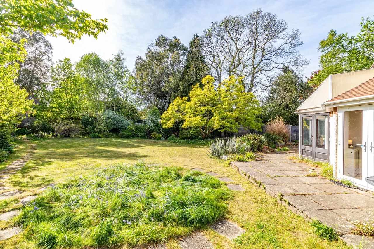 Aviary Road, Pyrford, GU22, photo 4