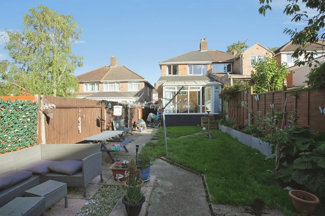 Fenwick Drive, Rugby, CV21, photo 14