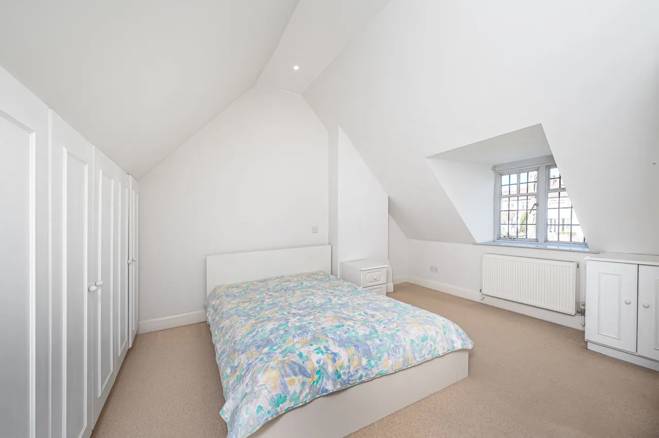 93 Brim Hill, London, photo 10