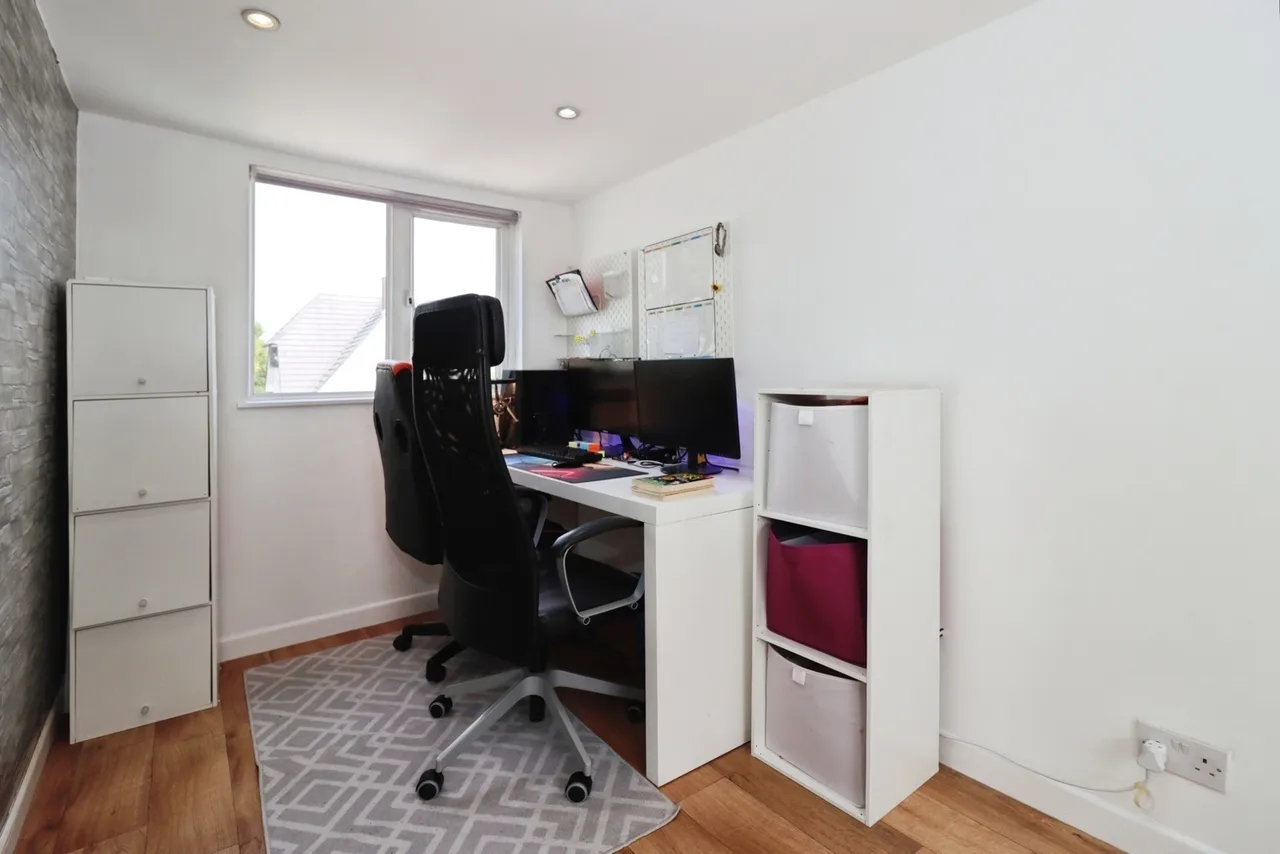 Shellmor Avenue, Patchway, Bristol, Gloucestershire, BS34, photo 17