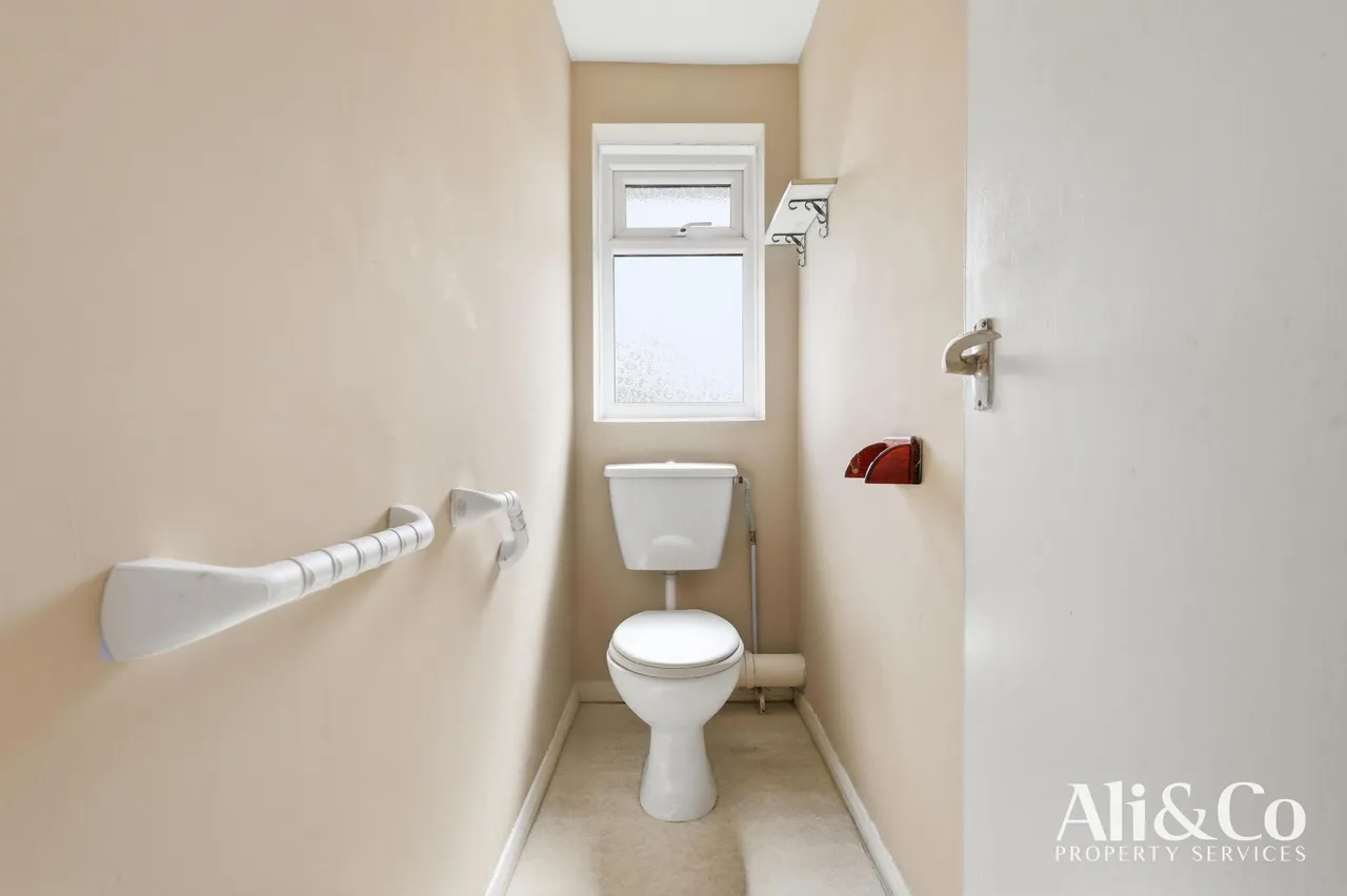 Northolme Close, Grays, Essex, RM16 2NX, photo 15