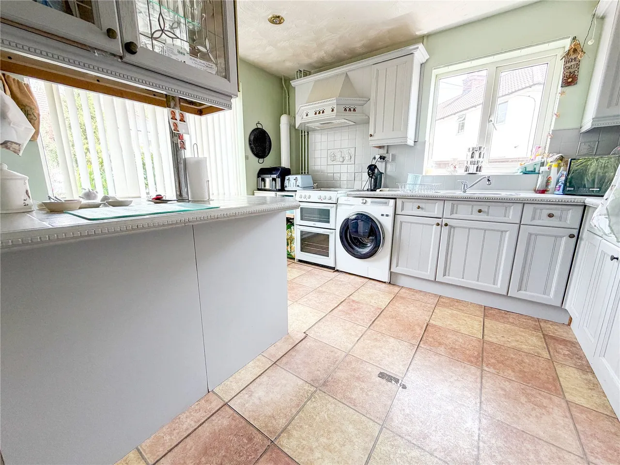 Manor Close, TA9, photo 12