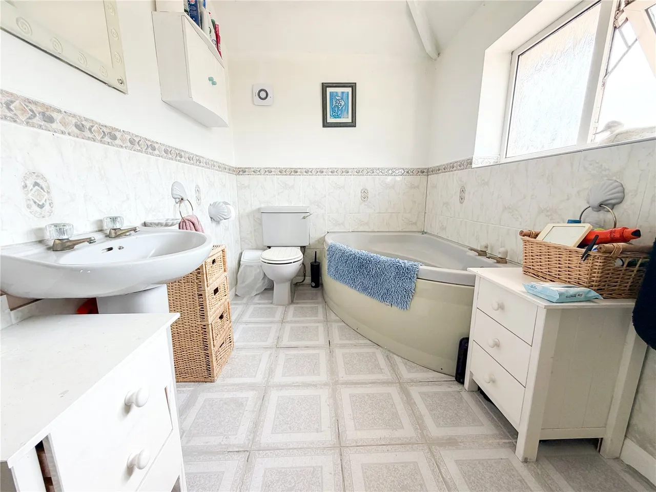 Manor Close, TA9, photo 14