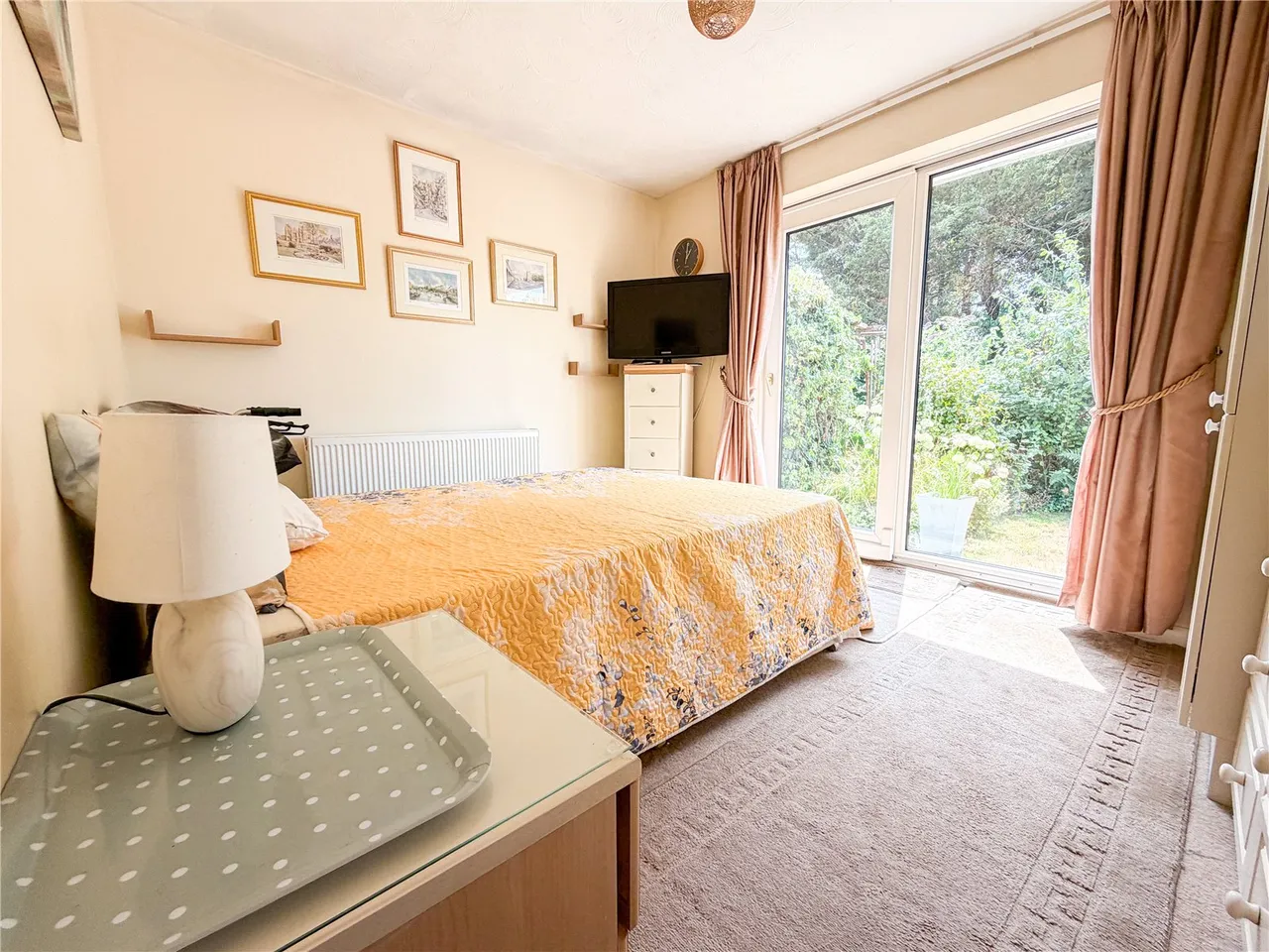 Manor Close, TA9, photo 23