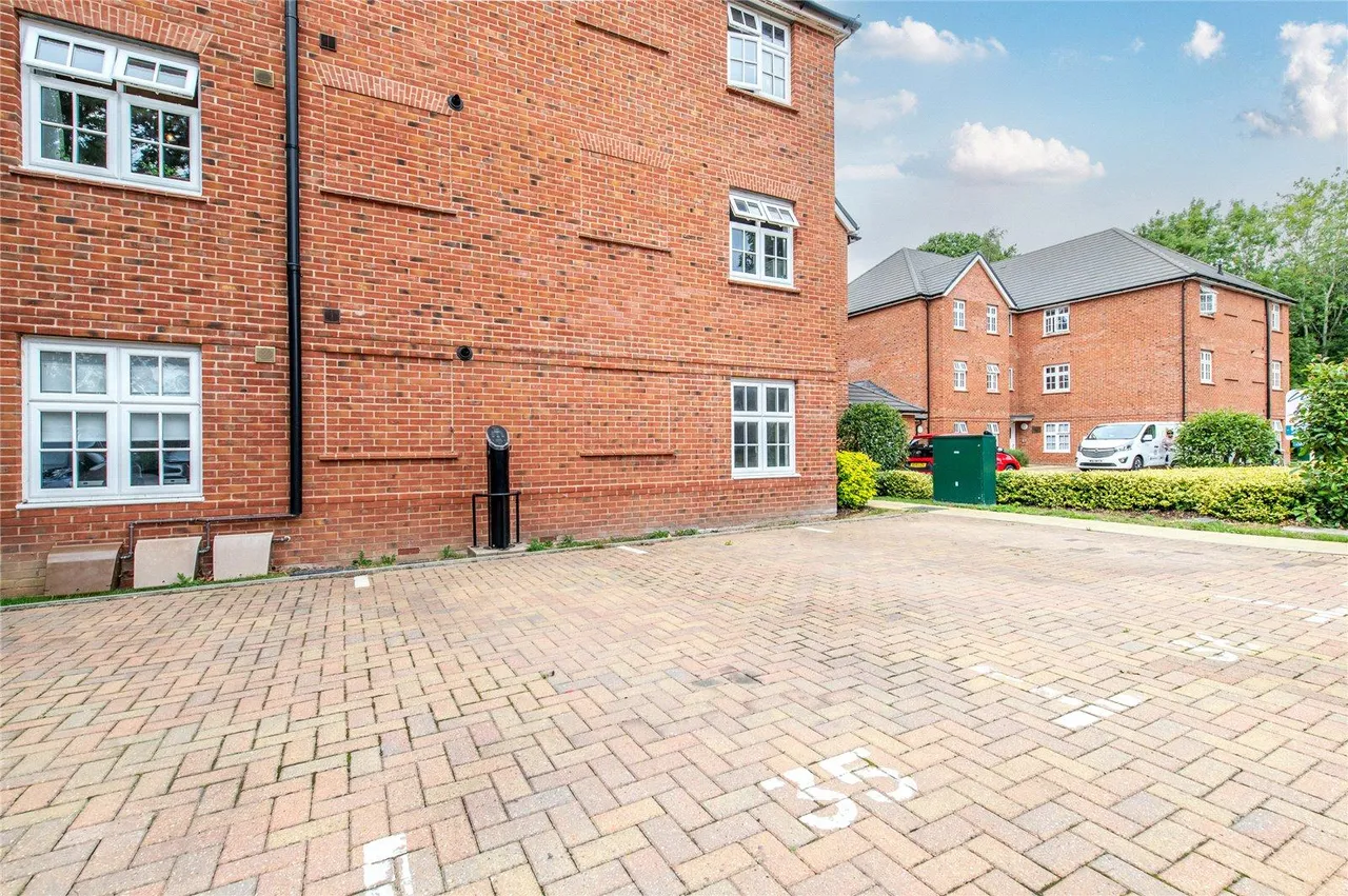Broadclough Way, Maidstone, ME17, photo 21