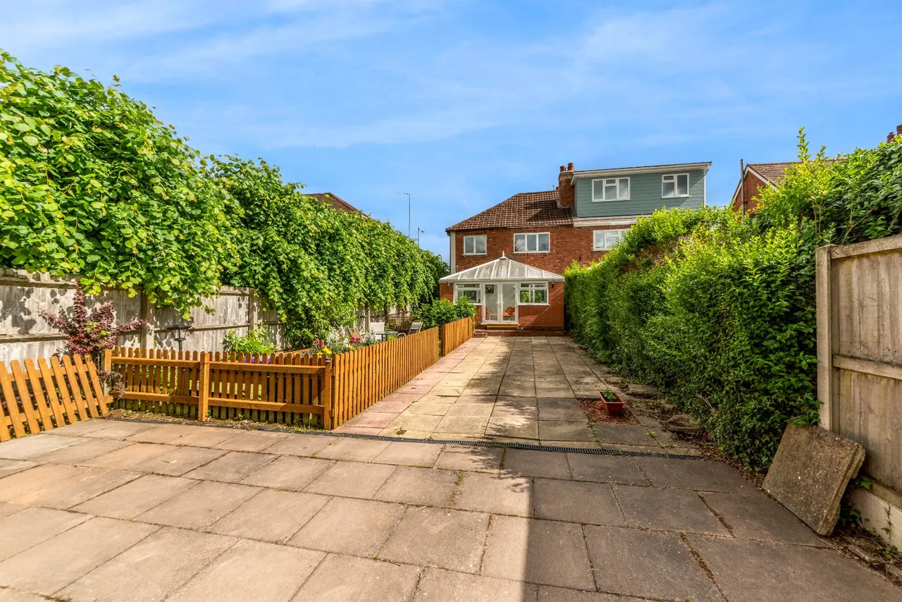 Gannow Walk, Rubery, Rednal, Birmingham, B45 9EG, photo 18