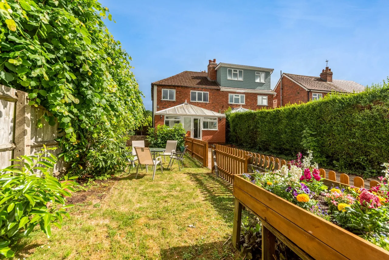 Gannow Walk, Rubery, Rednal, Birmingham, B45 9EG, photo 17