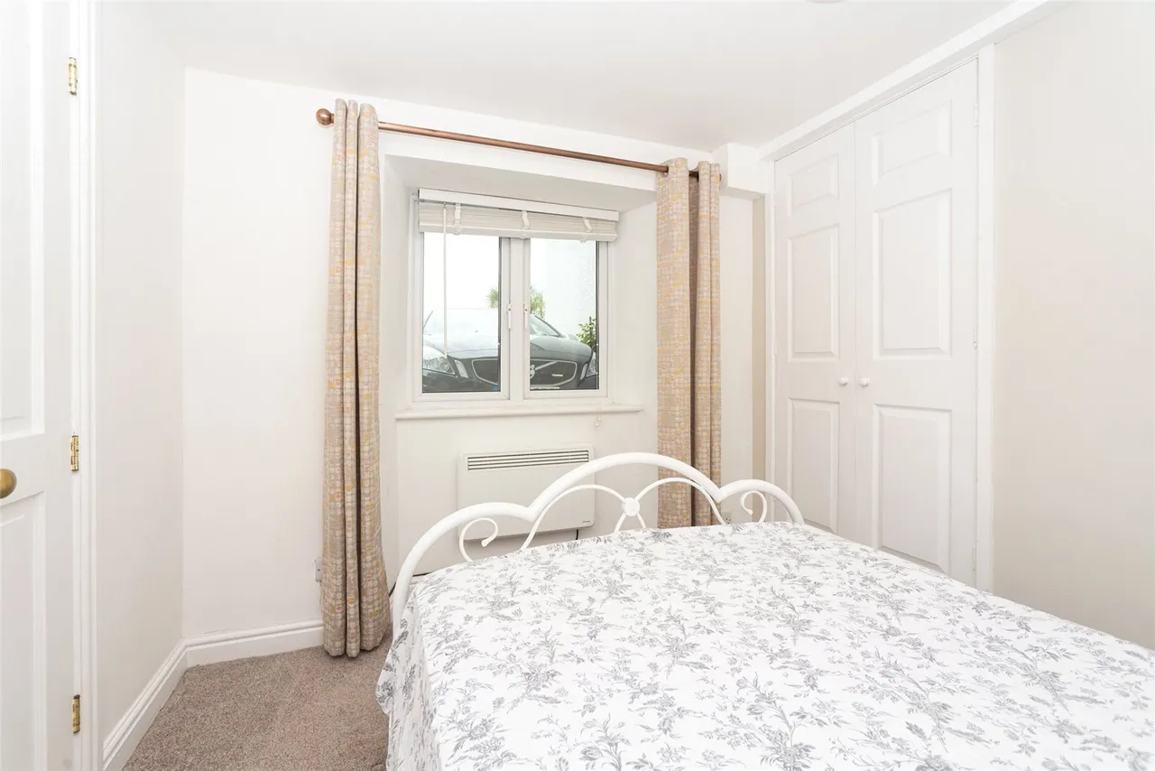 Upper Garth Road, Bangor, LL57, photo 18