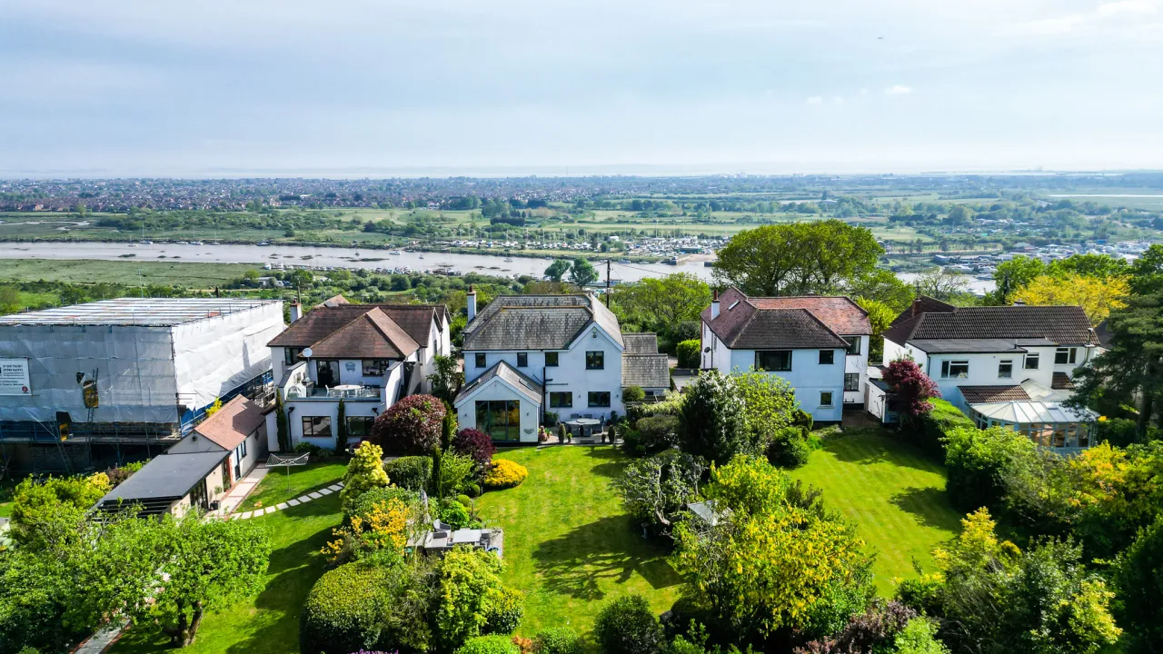 St. Marys Road, Benfleet, SS7, photo 34