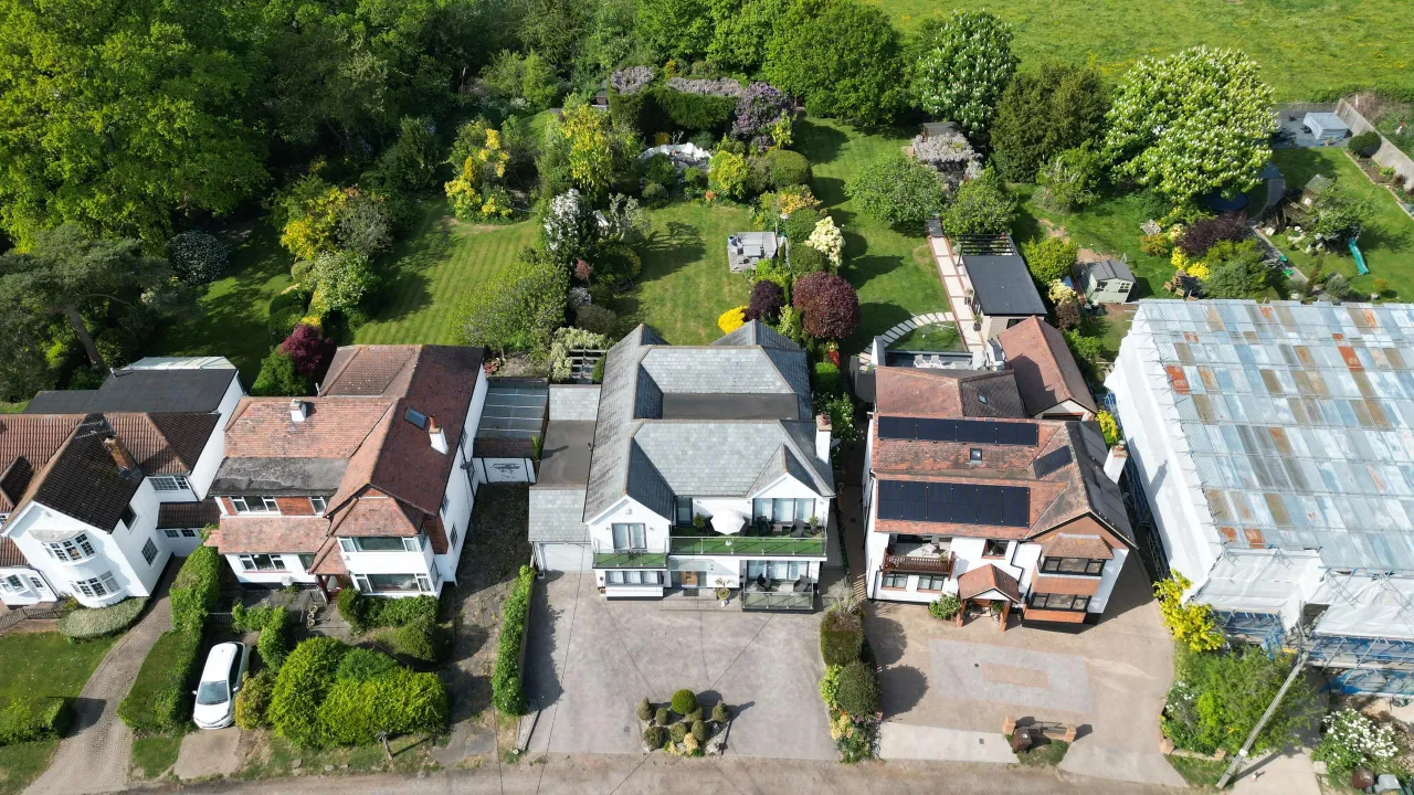 St. Marys Road, Benfleet, SS7, photo 32