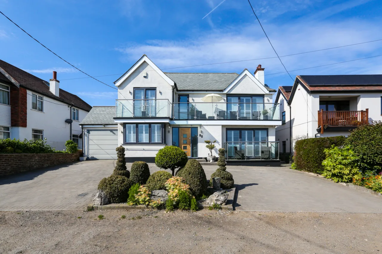 4 bed property for sale, St. Marys Road, Benfleet, SS7