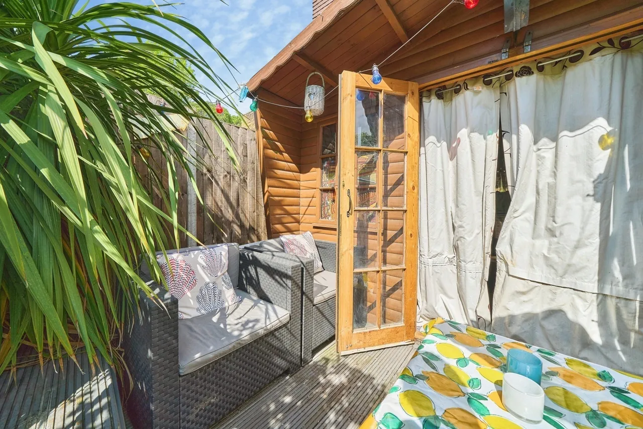 Vansittart Road, London, E7, photo 25