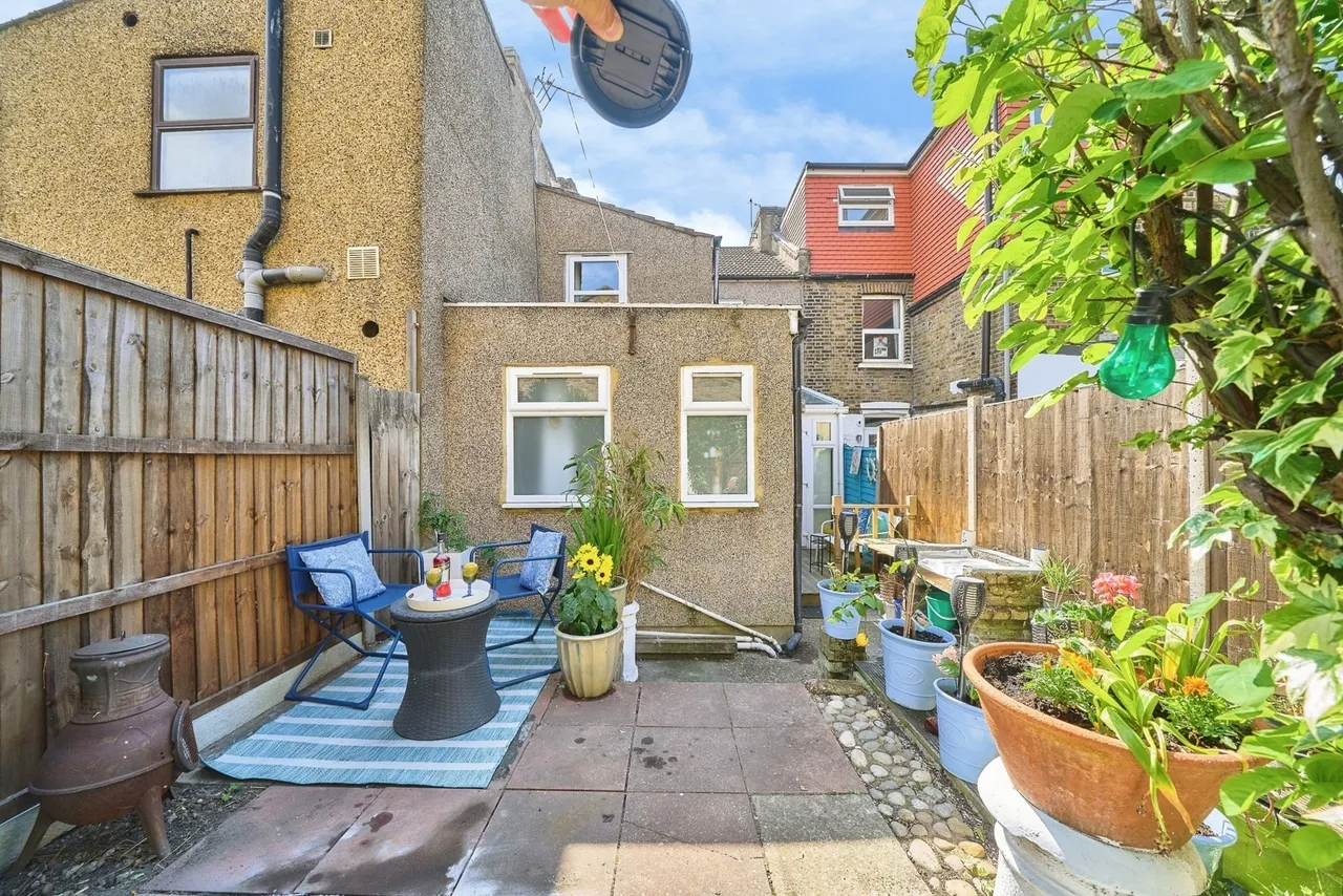 Vansittart Road, London, E7, photo 23