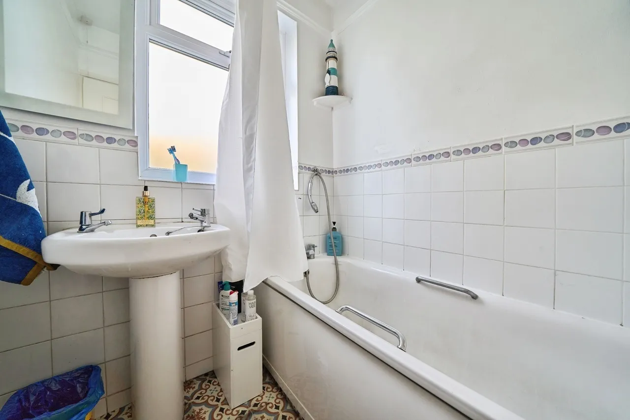 Vansittart Road, London, E7, photo 21