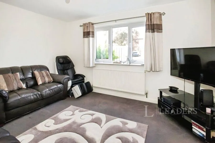 Trumpington Drive, St. Albans, AL1, photo 2