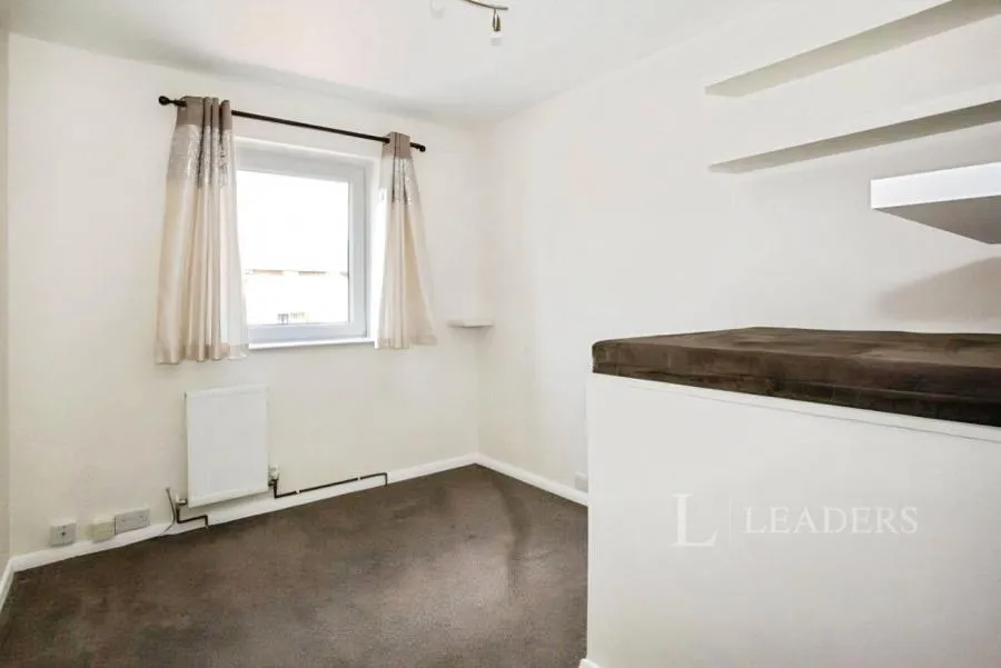 Trumpington Drive, St. Albans, AL1, photo 6