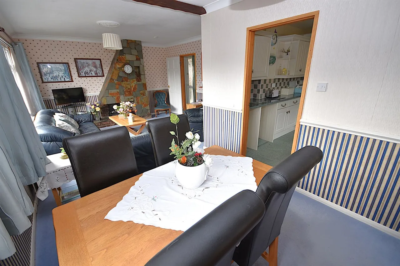 Cherryfields Road, Macclesfield, photo 2