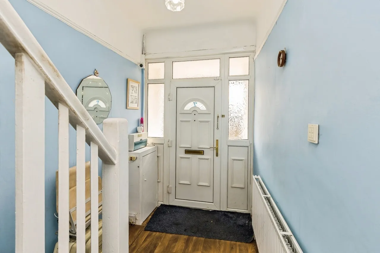 Gresford Avenue, Wirral, CH48, photo 7