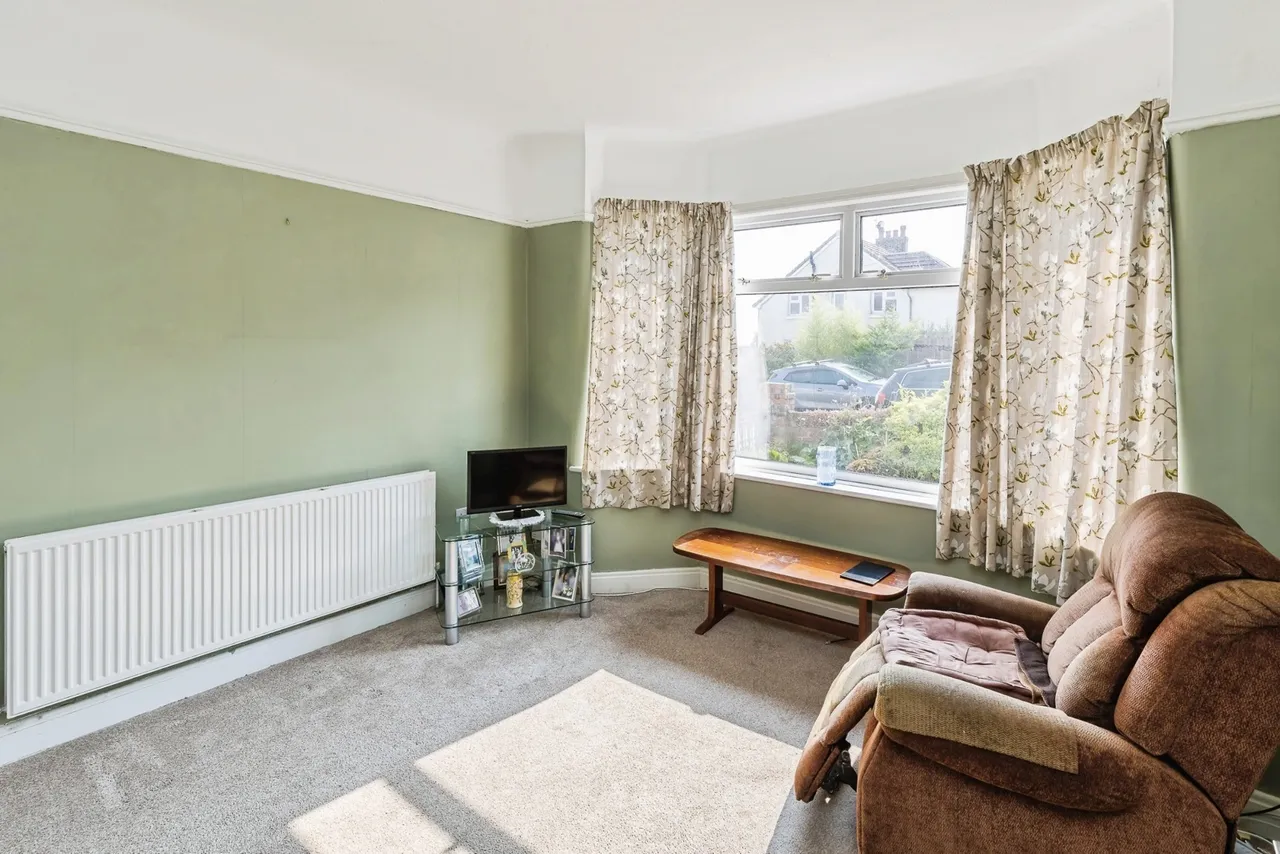 Gresford Avenue, Wirral, CH48, photo 14