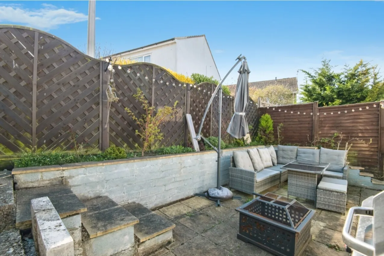 Kirby Close, Axminster, EX13, photo 2