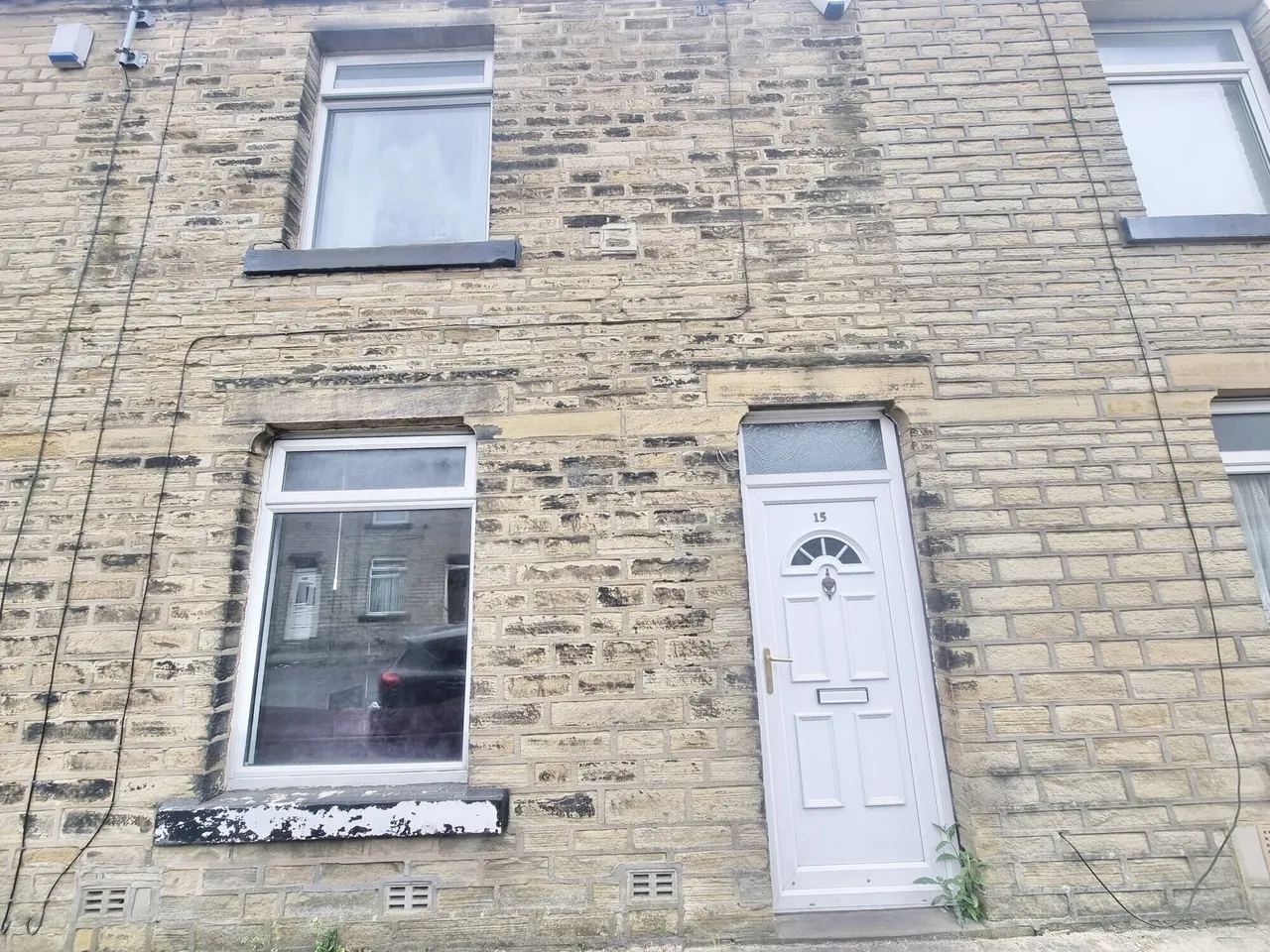 2 bed house to rent — St. Pauls Road, Halifax