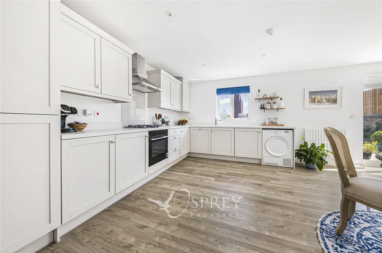 Primrose Drive, Oundle, PE8, photo 5