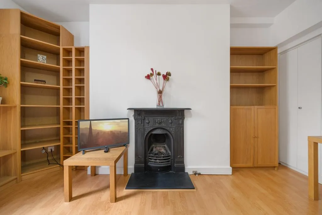 Gloucester Street, Pimlico, SW1V, photo 3