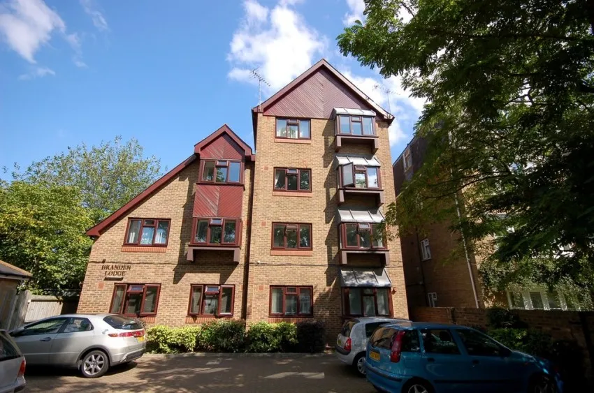Burlington Road, W4, photo 4