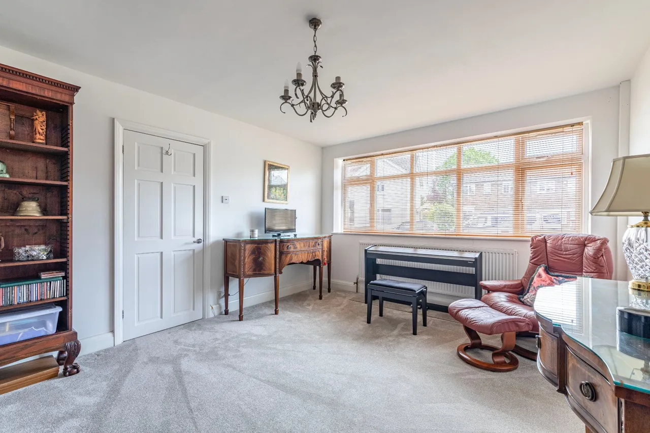 Church Road, Byfleet, KT14, photo 7