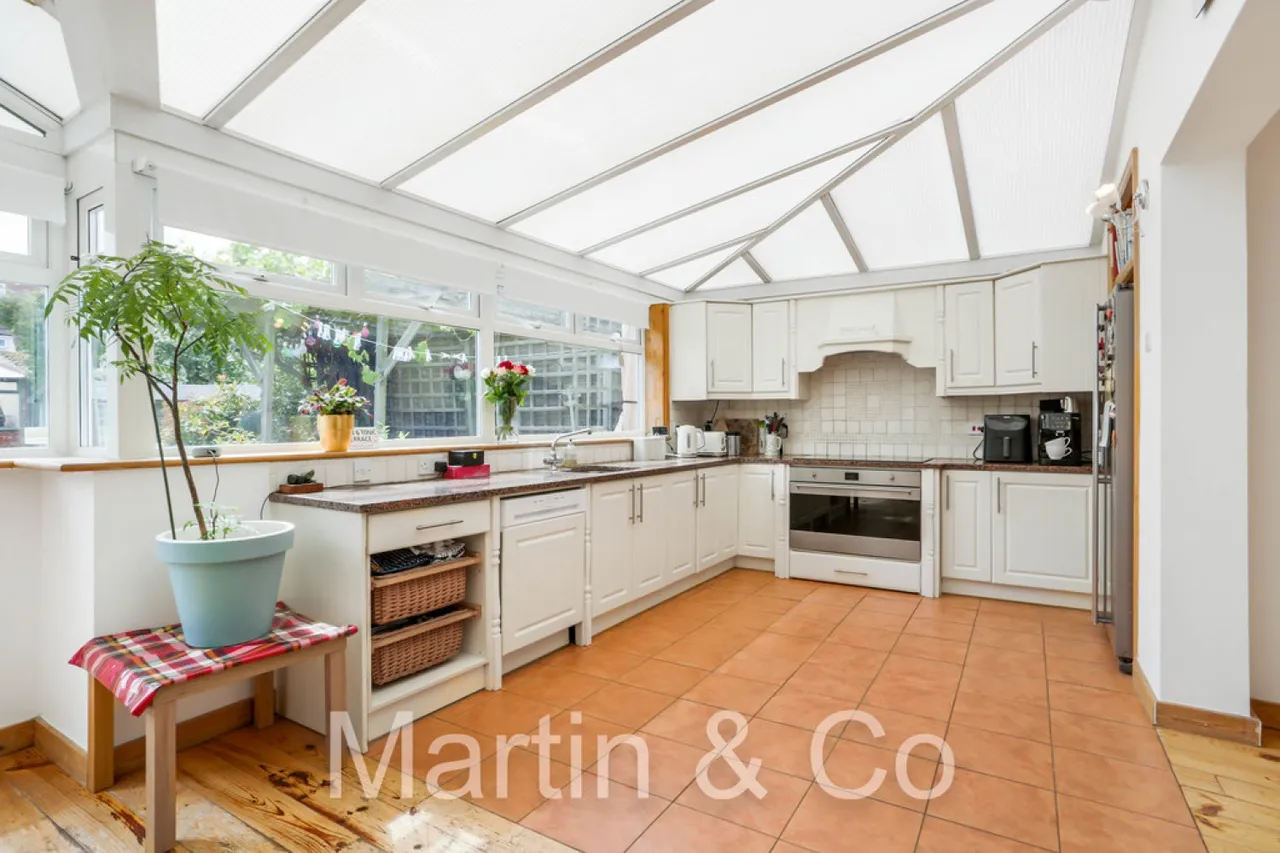 Ash Road, Sutton, Cheam, SM3, photo 11