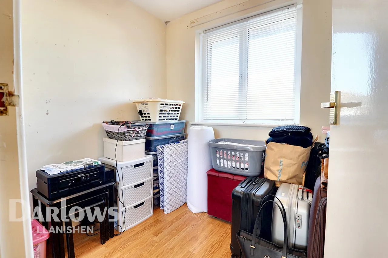 Astoria Close, Cardiff, photo 20