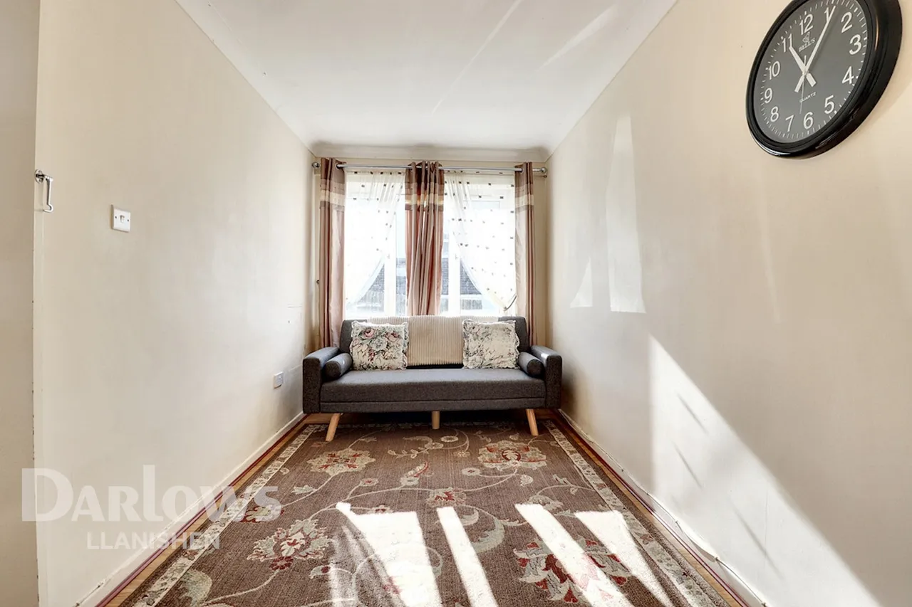 Astoria Close, Cardiff, photo 9