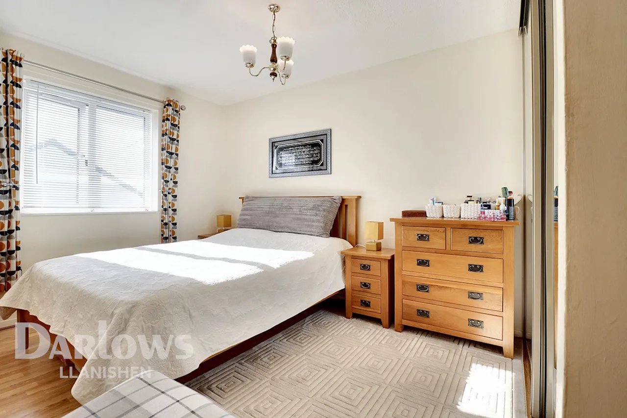 Astoria Close, Cardiff, photo 14