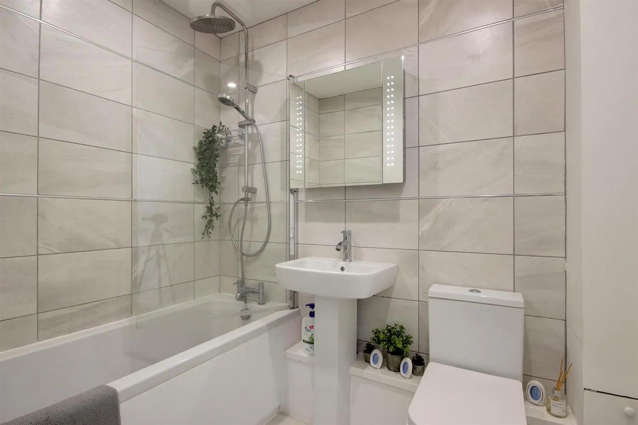 Elm Tree Court, Cottingham, photo 11