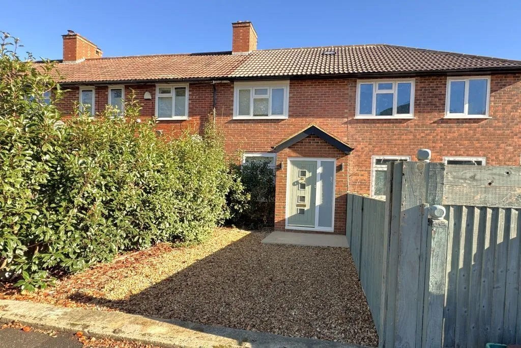 2 bed property for sale, Olveston Walk, Carshalton, SM5