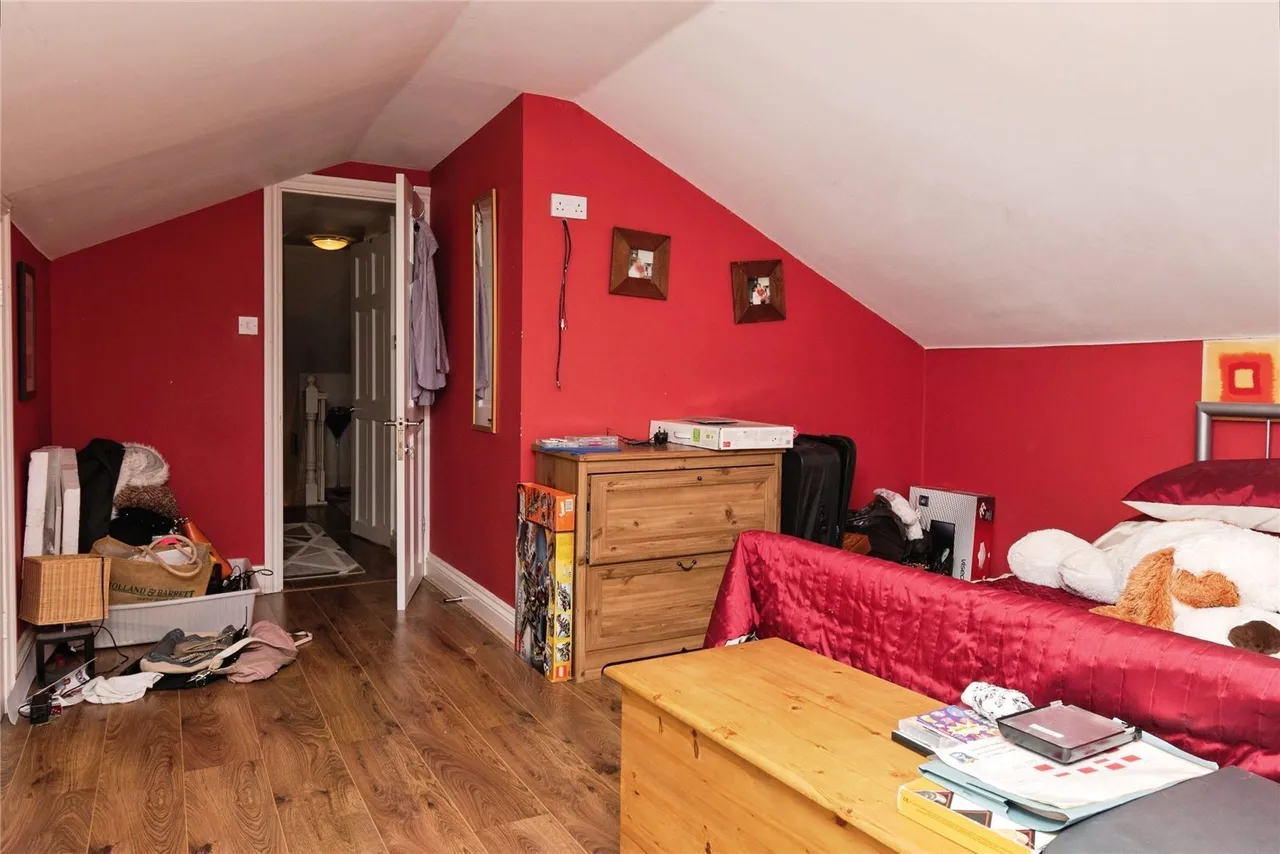 Caernarvon Walk, Swindon, Wiltshire, SN3, photo 20