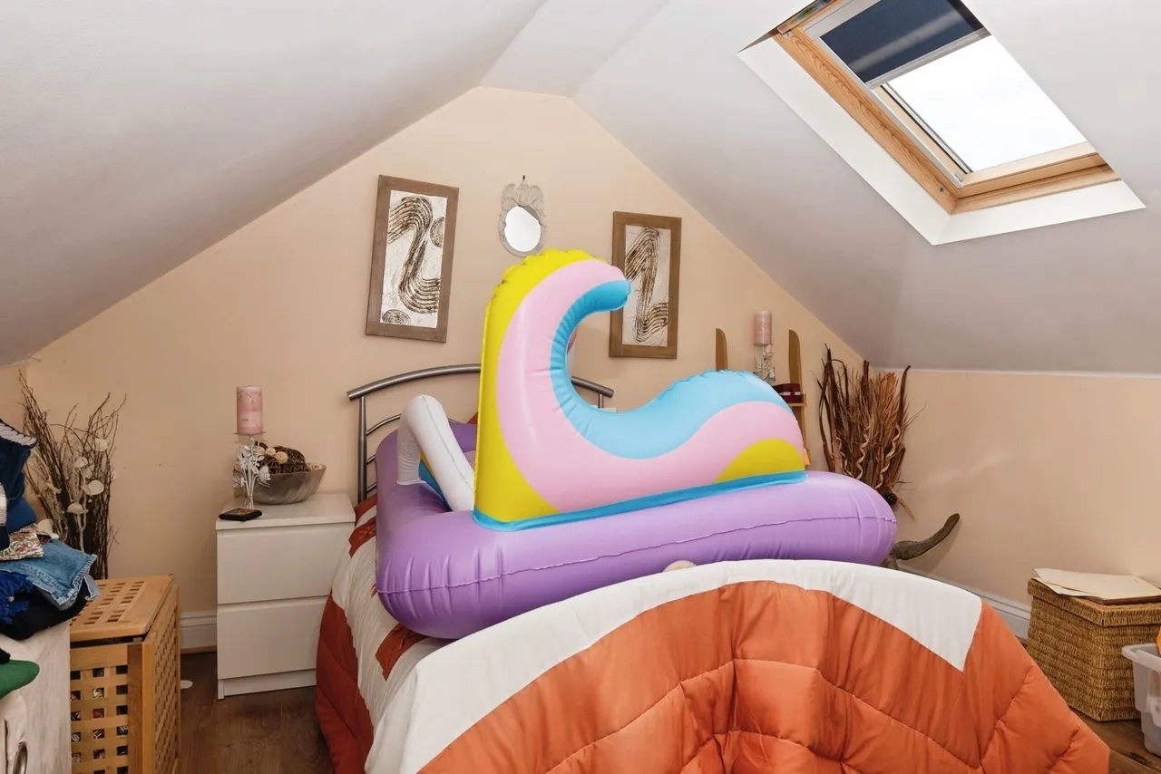 Caernarvon Walk, Swindon, Wiltshire, SN3, photo 15