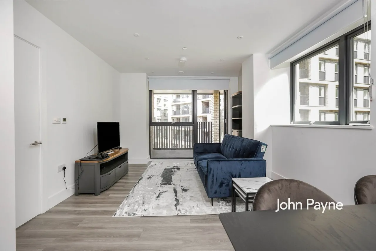 Juniper Crescent, London, SE10, photo 9