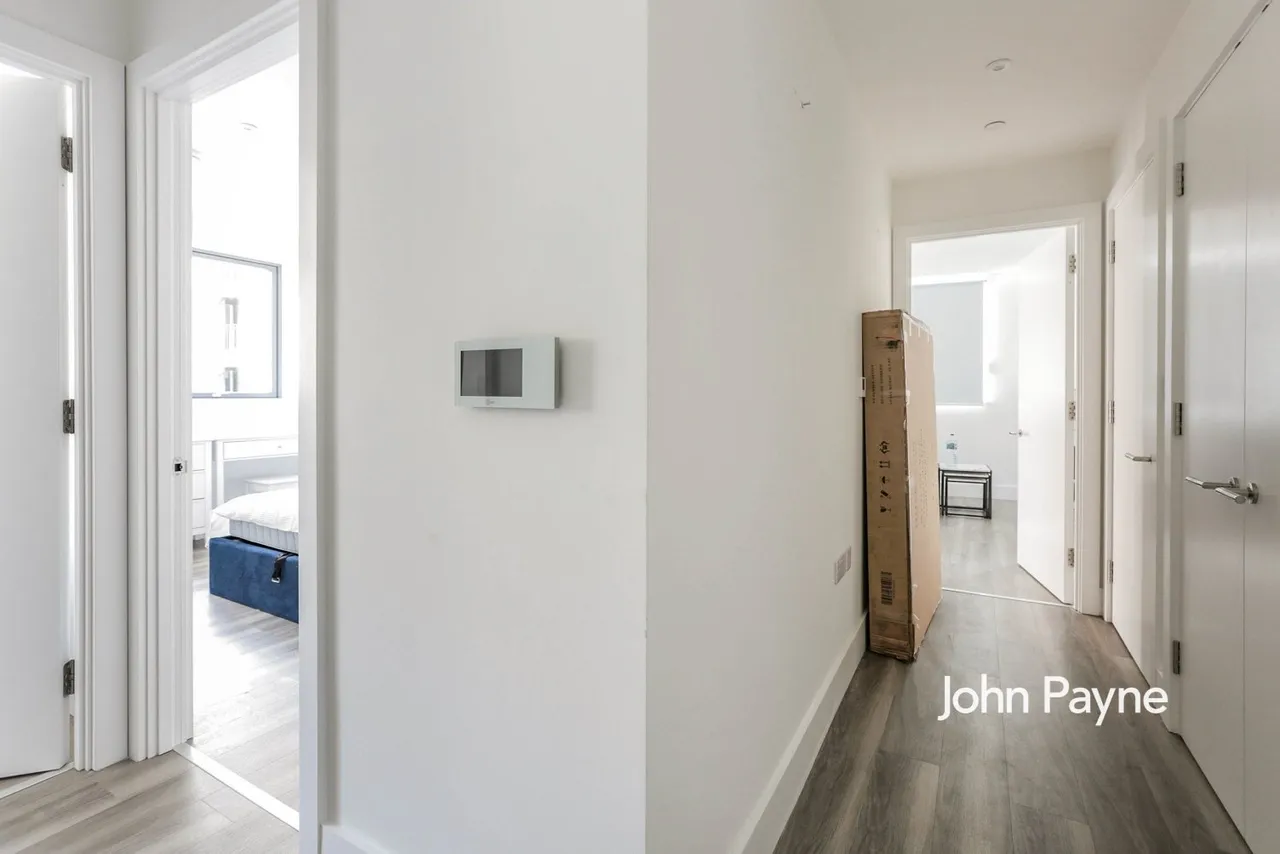 Juniper Crescent, London, SE10, photo 6