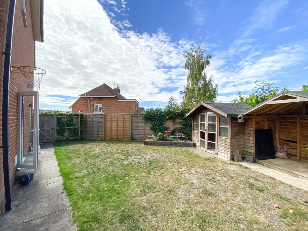 Portal Road *, Winchester, Hampshire, photo 9